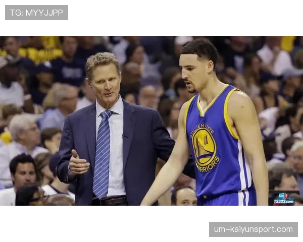 乔丹·汤普森 戴的那块表随手就顶我几个月房租，尴尬又羡慕